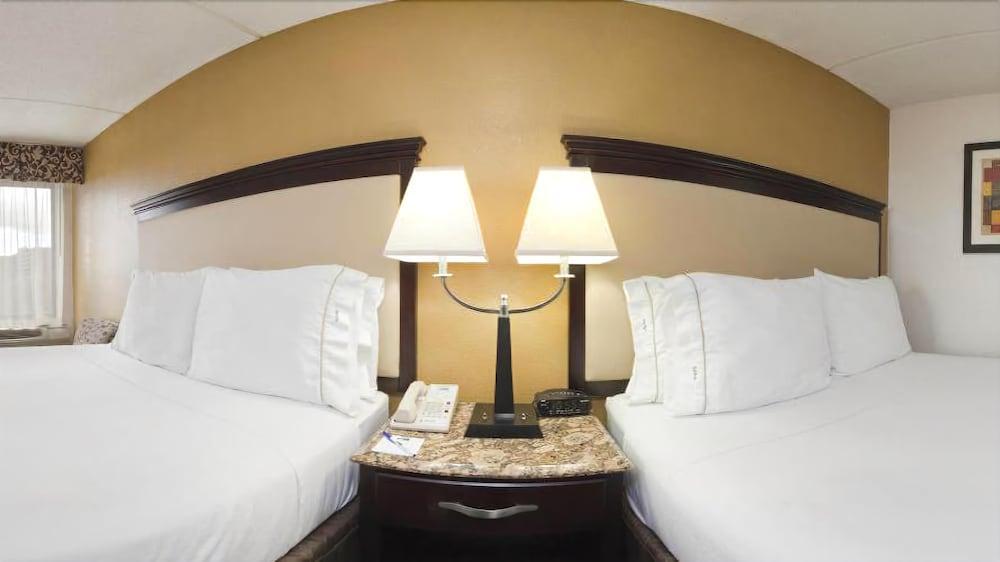 Radisson Hotel Schaumburg Ngoại thất bức ảnh