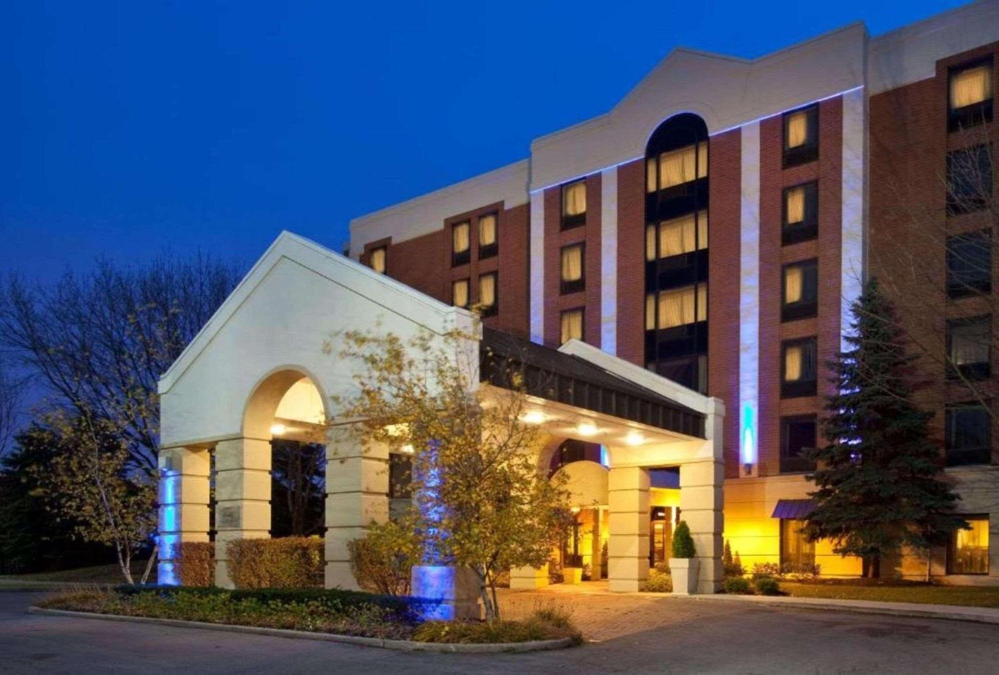 Radisson Hotel Schaumburg Ngoại thất bức ảnh